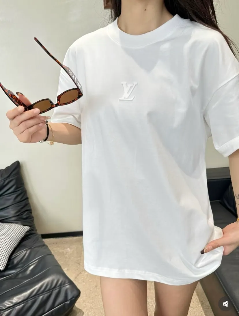 Louis Vuitton/ logo
